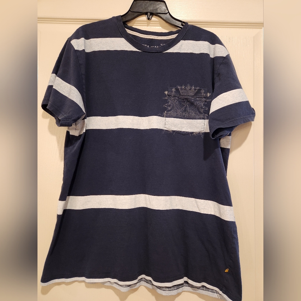 Free With Bundle Navy and White Striped Men's T-Shirt, Size L